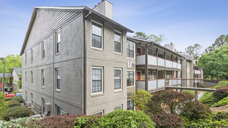 VIKING CAPITAL ACQUIRES 222-UNIT 23THIRTY COBB APARTMENT COMMUNITY IN THE BOOMING ATLANTA SUBMARKET FOR $41.1 MILLION